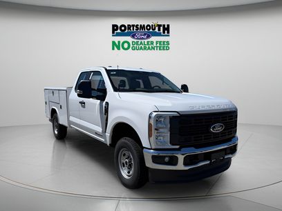 New 2025 Ford F250 XL w/ XL Chrome Package