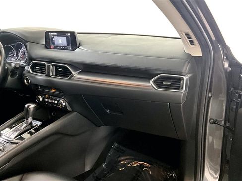 Used 2018 MAZDA CX-5 Touring image 16