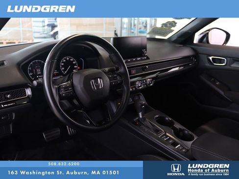 Used 2024 Honda Civic Sport image 8