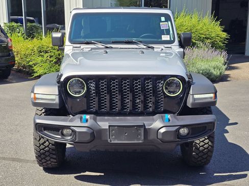 Used 2023 Jeep Wrangler Unlimited AWD/4WD image 2