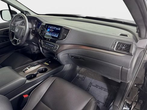 Used 2025 Honda Passport EX-L image 30