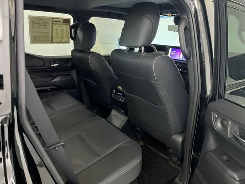 Used 2024 Toyota Land Cruiser image 23