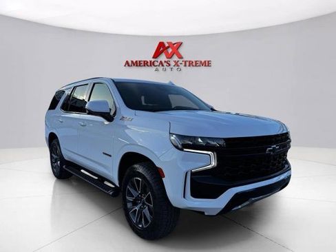 Used 2023 Chevrolet Tahoe Z71 w/ Luxury Package AWD/4WD image 7