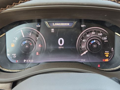 New 2026 RAM 2500 Limited AWD/4WD image 14