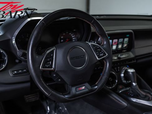 Used 2016 Chevrolet Camaro SS RWD image 28