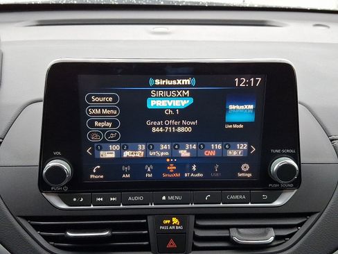 Used 2021 Nissan Altima 2.5 SV w/ SV Premium Package image 17