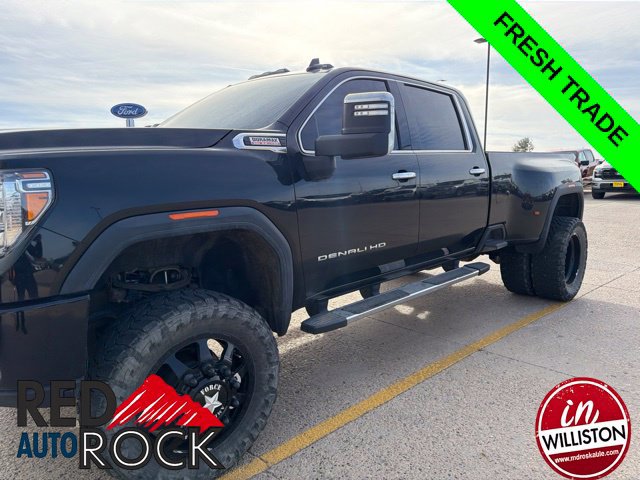 Used 2023 GMC Sierra 3500 Denali w/ Denali Ultimate Package AWD/4WD image 1