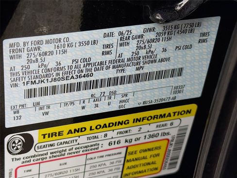 Used 2025 Ford Expedition Max Active AWD/4WD image 34