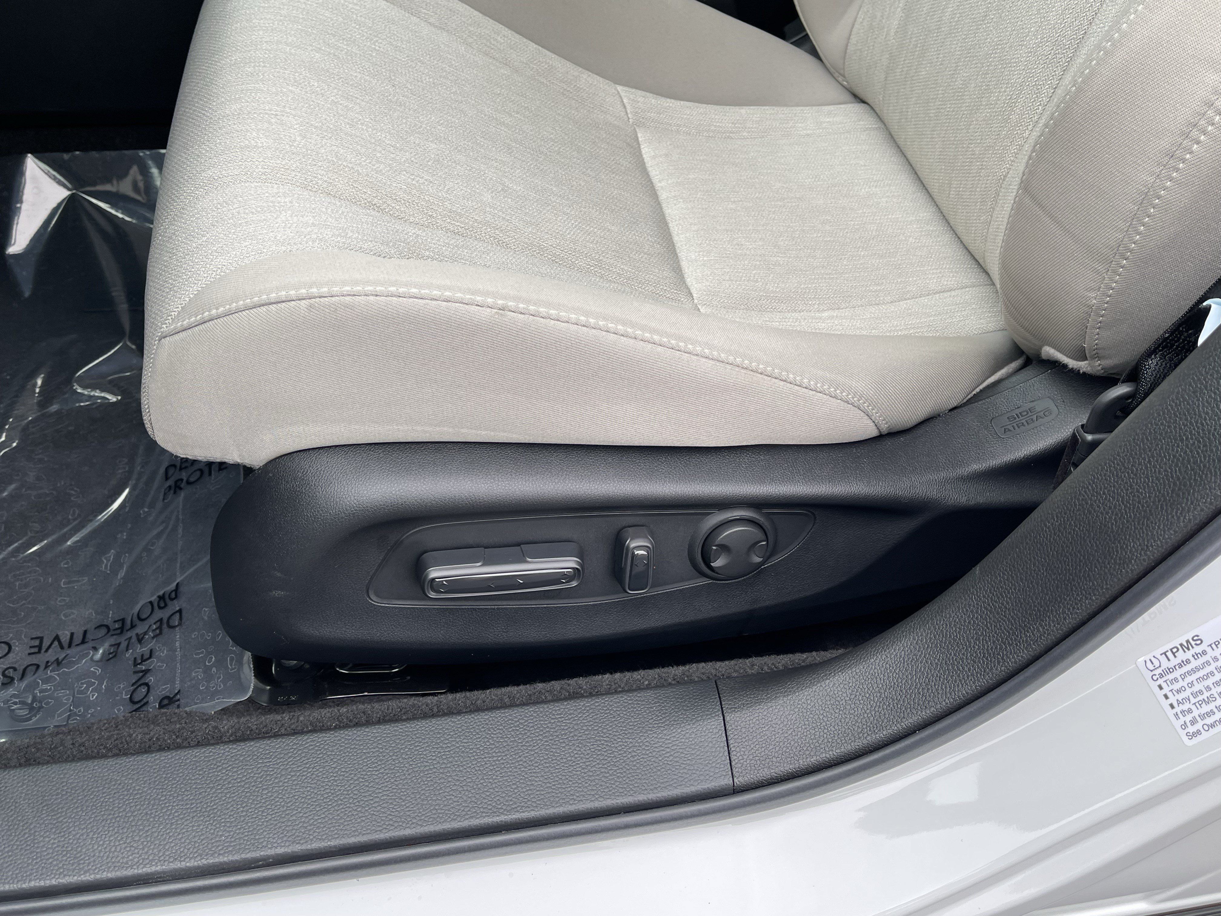 Used 2025 Honda Accord SE image 19