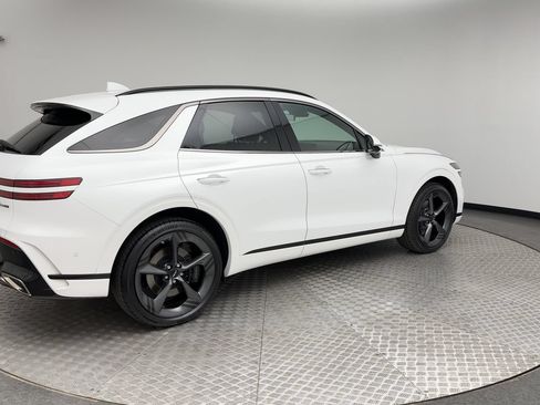 Certified 2026 Genesis GV70 3.5T Sport Prestige AWD/4WD image 2