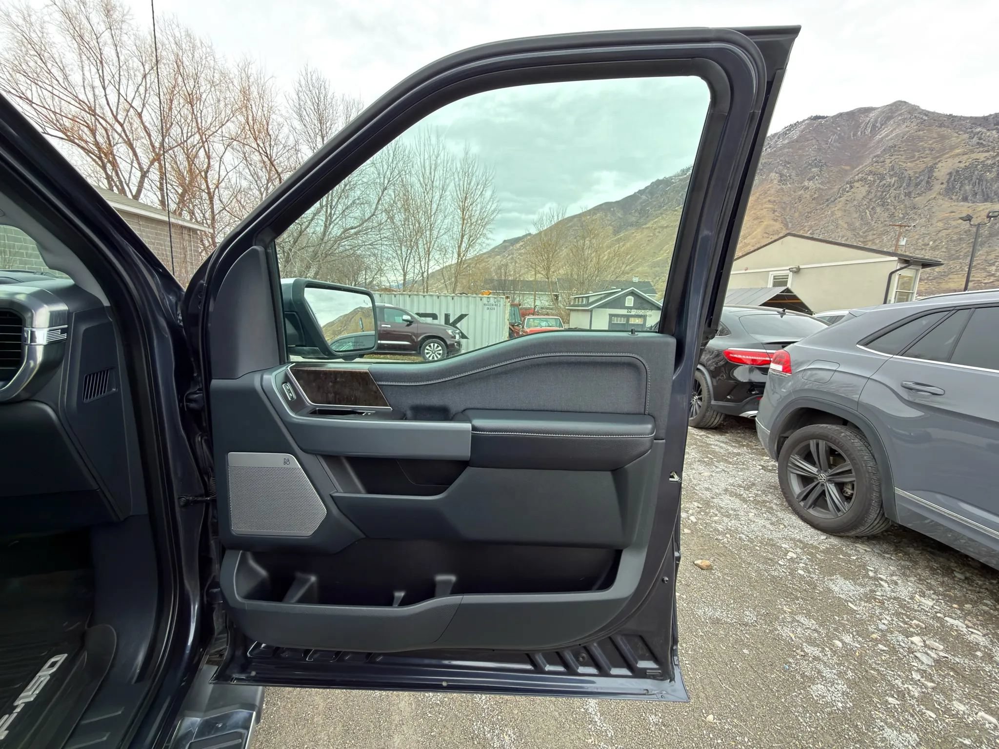 Used 2021 Ford F150 Lariat w/ Max Trailer Tow Package AWD/4WD image 2