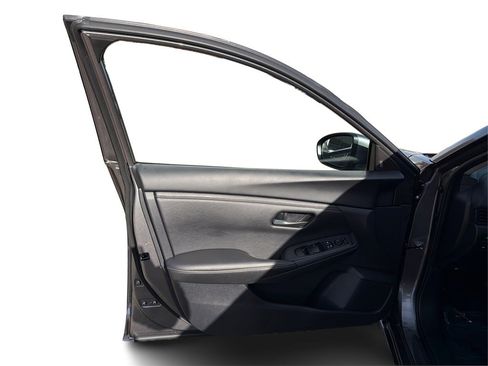 Used 2025 Nissan Sentra S image 20