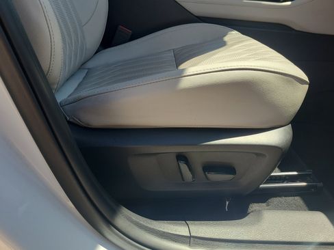 Used 2025 Mitsubishi Outlander SEL FWD image 30