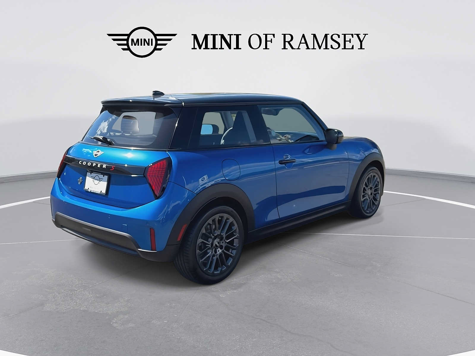Used 2025 MINI Cooper S FWD image 8