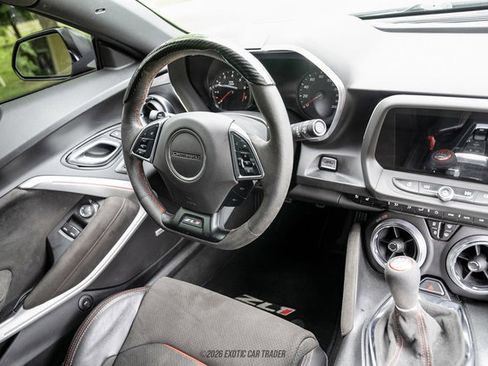 Used 2019 Chevrolet Camaro ZL1 RWD image 89
