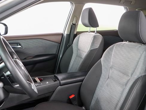 Used 2023 Nissan Rogue SV FWD image 23