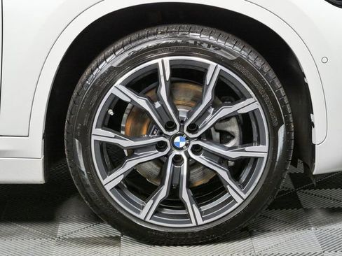 Used 2022 BMW X1 xDrive28i w/ M Sport Package AWD/4WD image 36