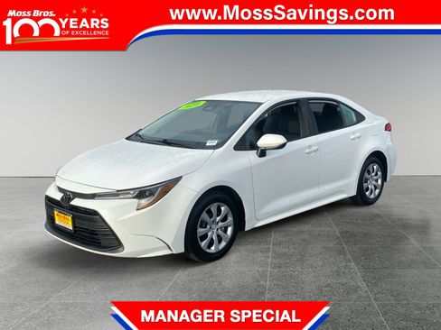 Used 2023 Toyota Corolla LE image 1