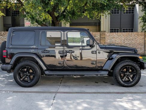Used 2021 Jeep Wrangler Unlimited Sahara image 15