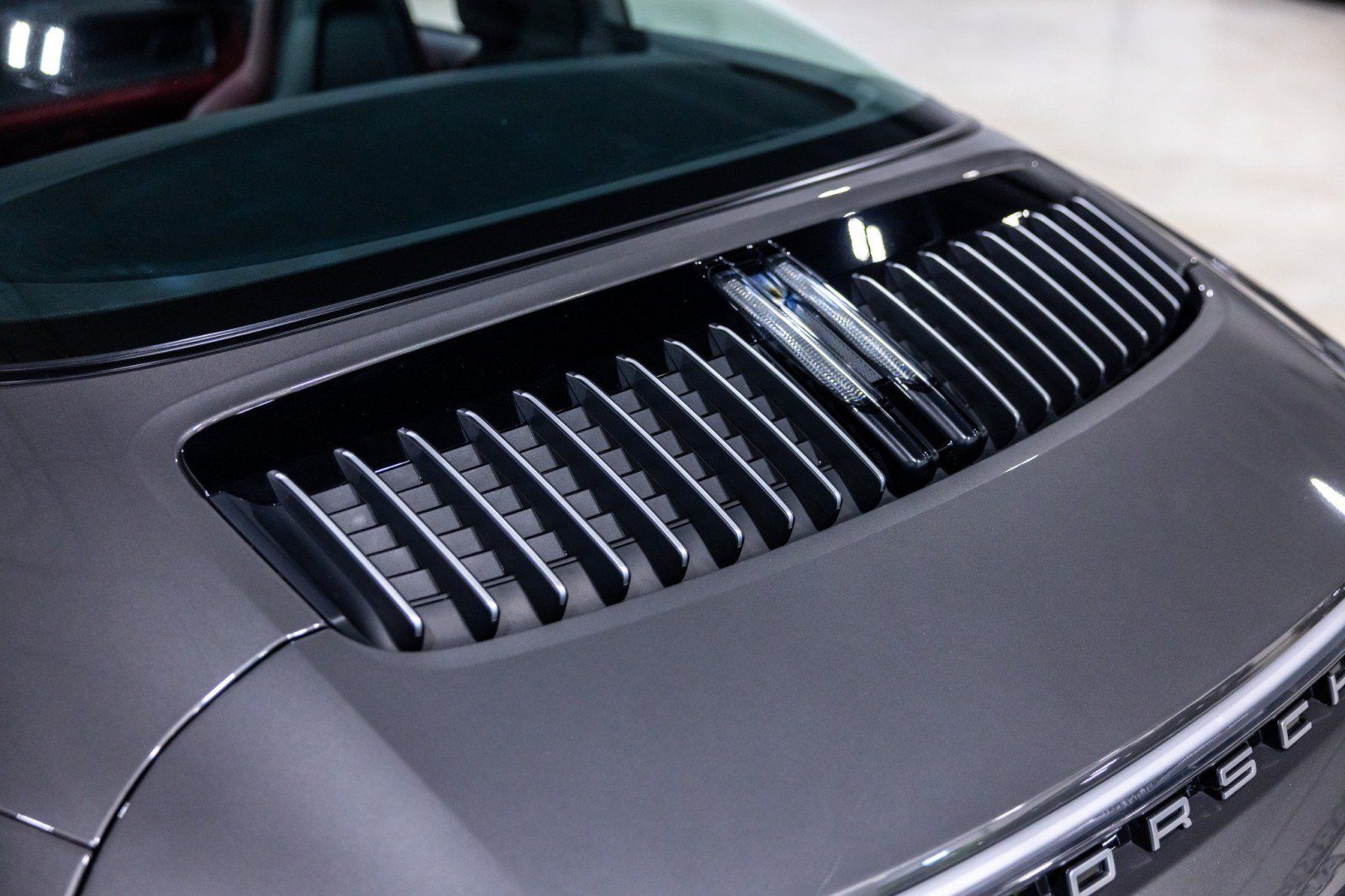 Used 2024 Porsche 911 Targa 4 AWD/4WD image 15