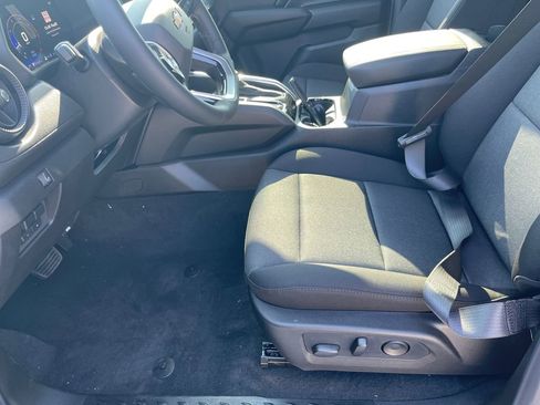 New 2026 Chevrolet Colorado W/T w/ WT Custom Package image 9