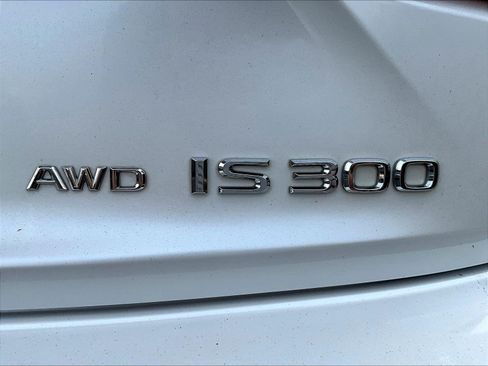 Used 2016 Lexus IS 300 AWD w/ Premium Package image 24