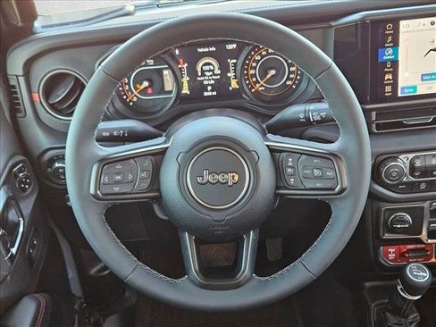Used 2026 Jeep Gladiator Rubicon w/ Steel Power Dome Hood Package AWD/4WD image 14