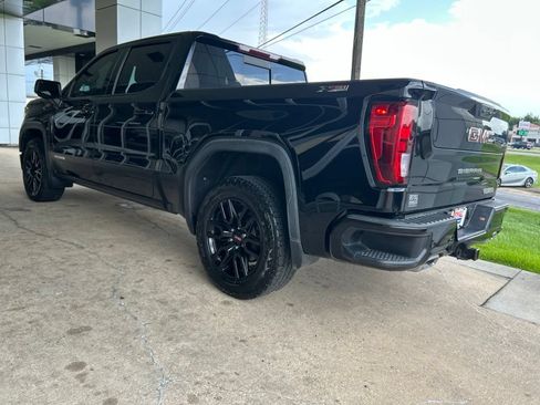 Used 2022 GMC Sierra 1500 Elevation w/ Elevation Premium Package AWD/4WD image 5