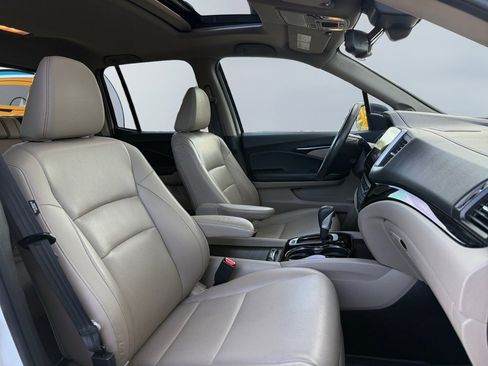 Used 2018 Honda Ridgeline RTL-E image 22