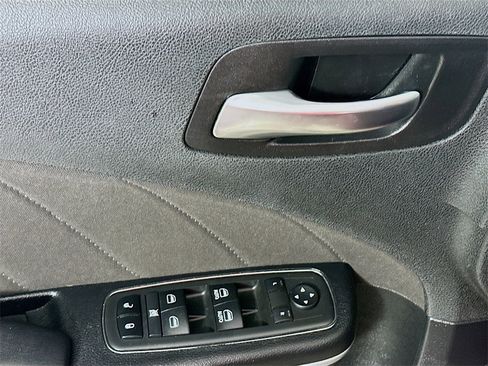 Used 2018 Dodge Charger R/T Scat Pack image 18