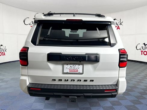 Used 2026 Toyota 4Runner SR5 AWD/4WD image 7