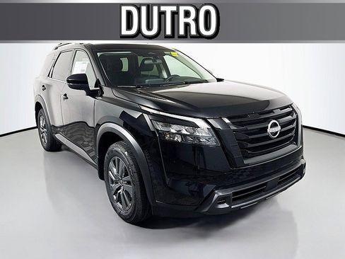 New 2025 Nissan Pathfinder SV w/ Black Appearance Package image 1
