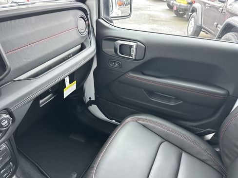 New 2026 Jeep Gladiator Rubicon image 24