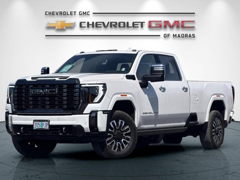 Used 2024 GMC Sierra 3500 Denali Ultimate AWD/4WD image 7