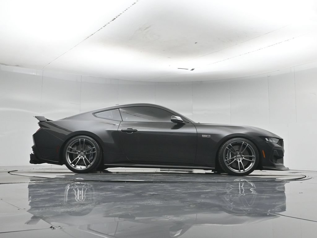 Used 2024 Ford Mustang GT Premium w/ GT Performance Package RWD image 7