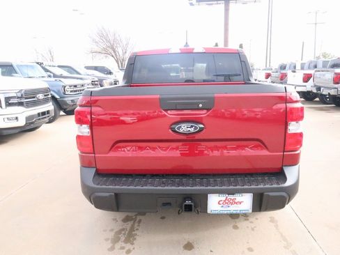 New 2025 Ford Maverick XLT w/ XLT Luxury Package image 21