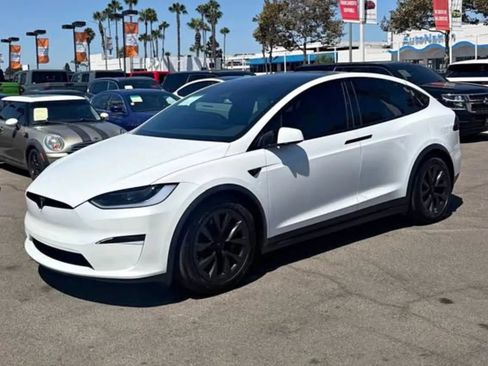 Used 2024 Tesla Model X AWD/4WD image 2