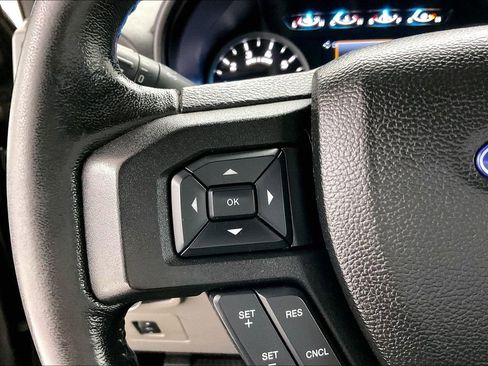 Used 2017 Ford F150 XLT w/ Equipment Group 302A Luxury image 11