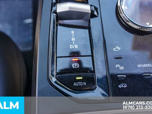 Used 2022 BMW iX xDrive50 w/ Dynamic Handling Package image 47