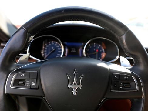 Used 2017 Maserati Quattroporte S Q4 image 23