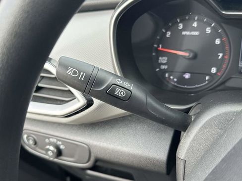 Used 2021 Chevrolet TrailBlazer LS image 12