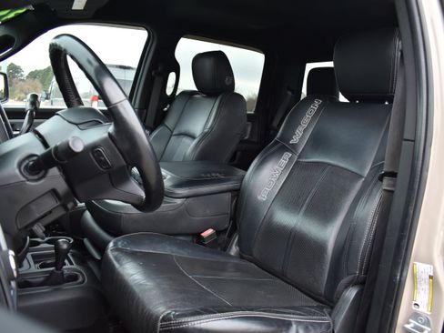 Used 2018 RAM 2500 Power Wagon w/ Leather & Luxury Group image 26