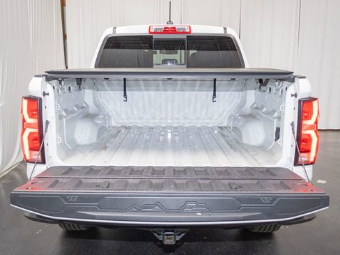 Certified 2023 Chevrolet Colorado Z71 w/ Z71 Convenience Package 2 AWD/4WD image 4