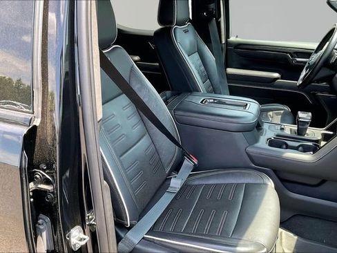 Used 2022 GMC Sierra 1500 AT4X AWD/4WD image 18