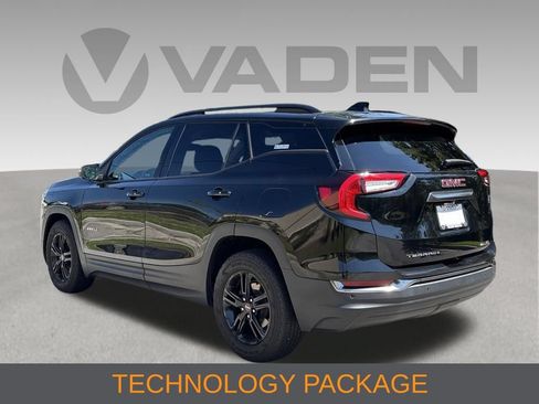 Used 2022 GMC Terrain AT4 w/ Infotainment Package II AWD/4WD image 10