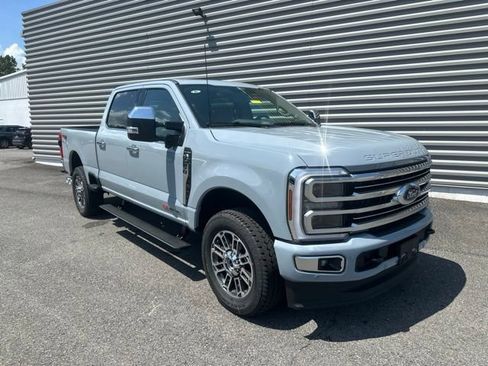 New 2026 Ford F250 Platinum w/ Platinum Plus Package AWD/4WD image 1