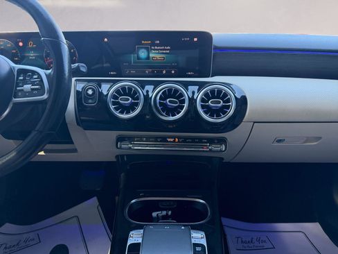 Used 2019 Mercedes-Benz A 220 image 11