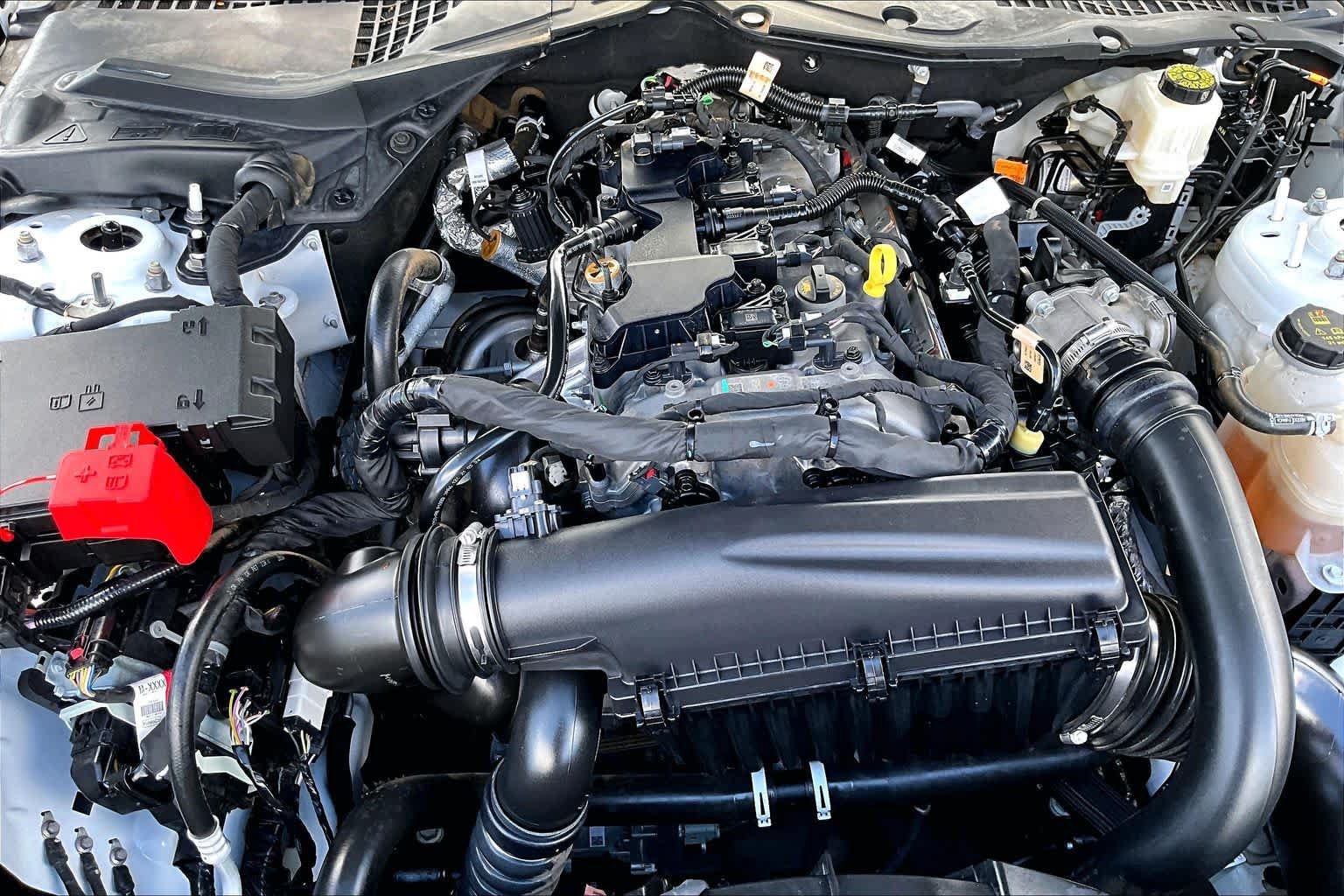 Used 2025 Ford Mustang Coupe RWD image 33