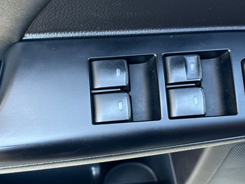 Used 2014 Lexus CT 200h image 11