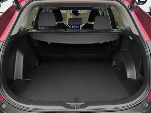 Used 2023 Toyota RAV4 XLE w/ Convenience Package FWD image 27